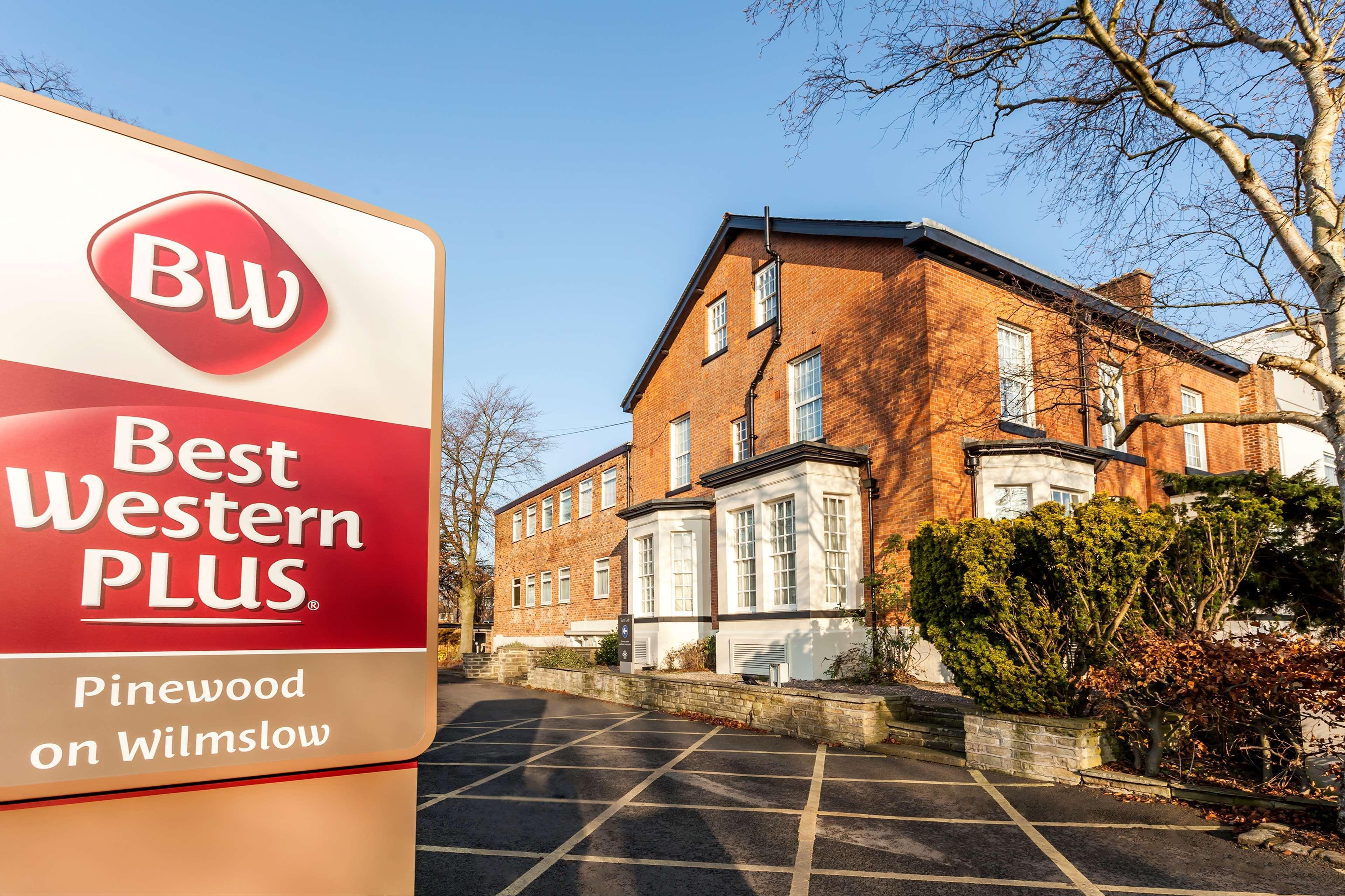 Best Western Plus Pinewood Manchester Airport-Wilmslow Hotel Exterior photo